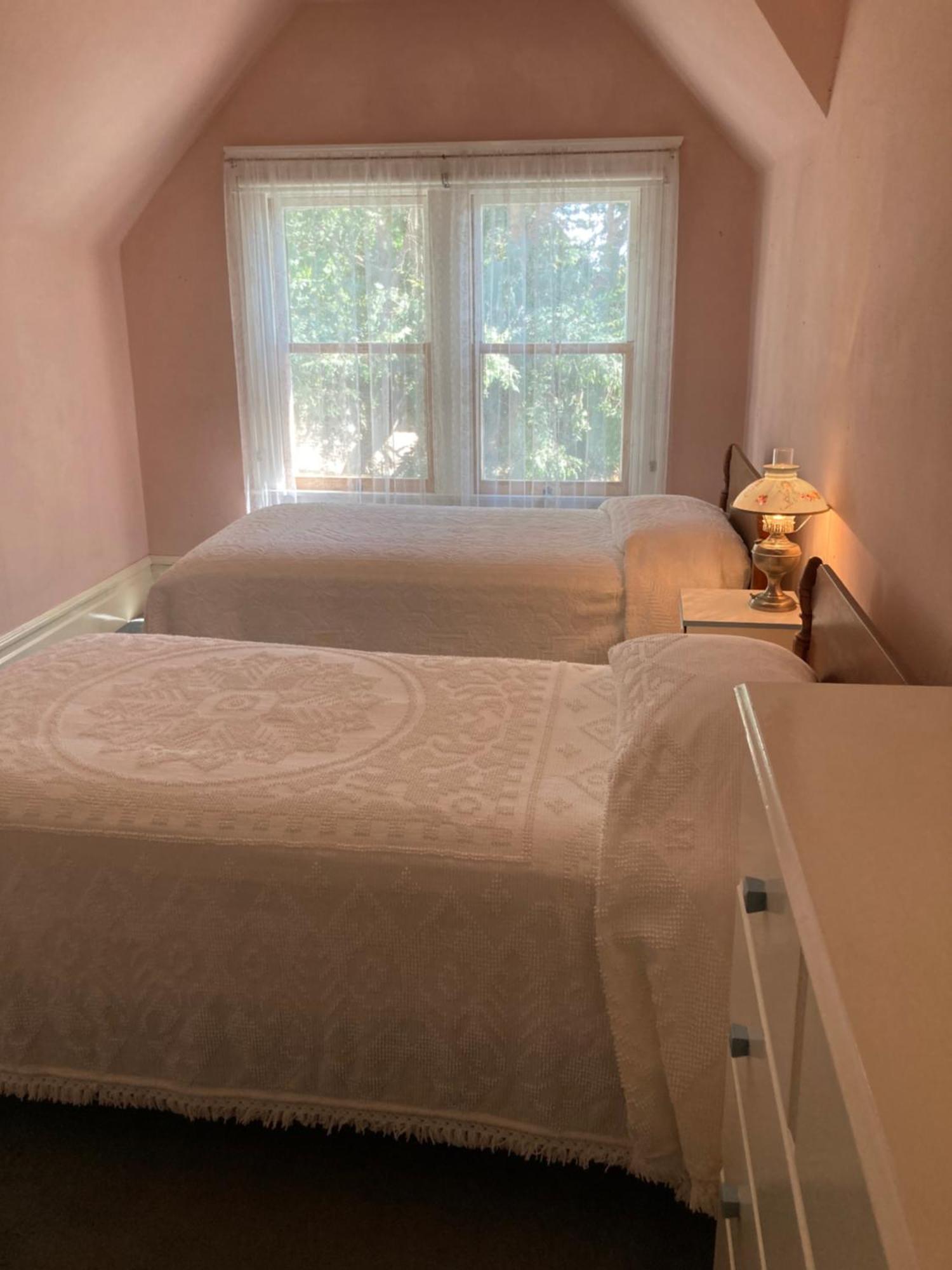 Готель Lodi Hill House Екстер'єр фото